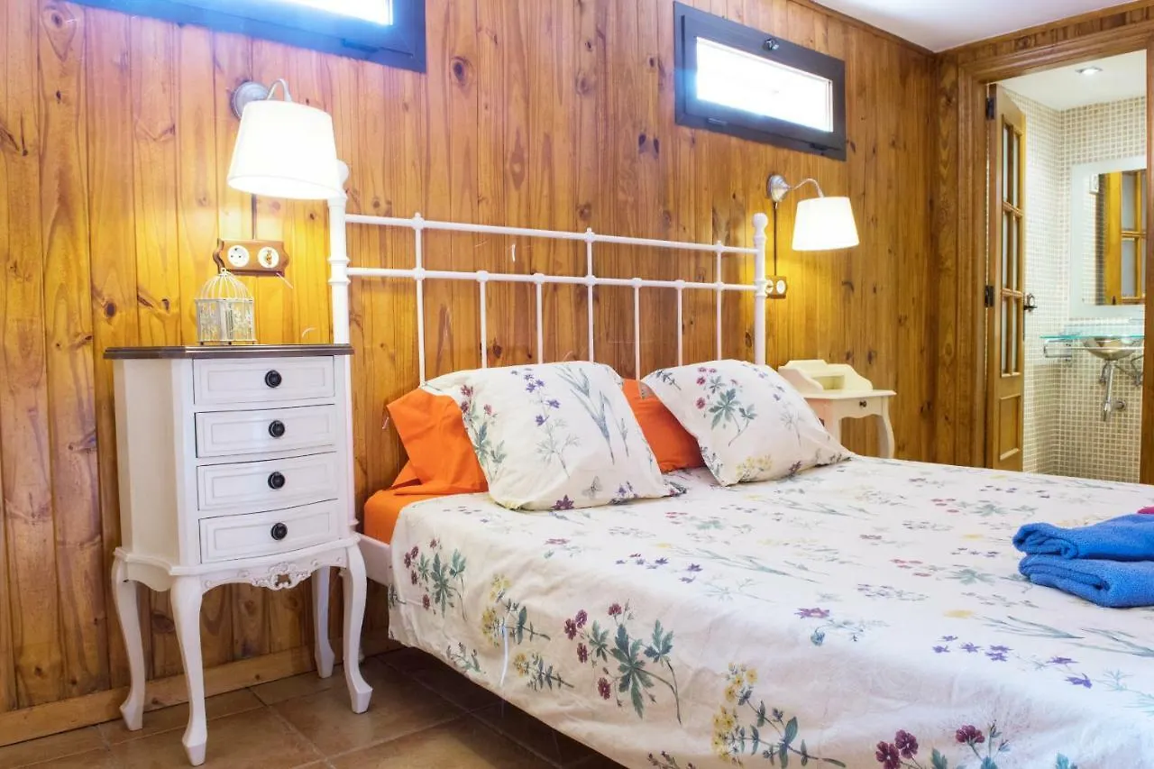 Villa Alzina Villa: Tranquil Bunyola Retreat with Pool near Palma