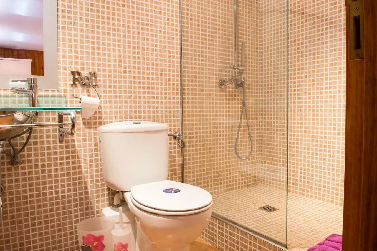 Alzina Villa: Tranquil Bunyola Retreat with Pool near Palma 0*,