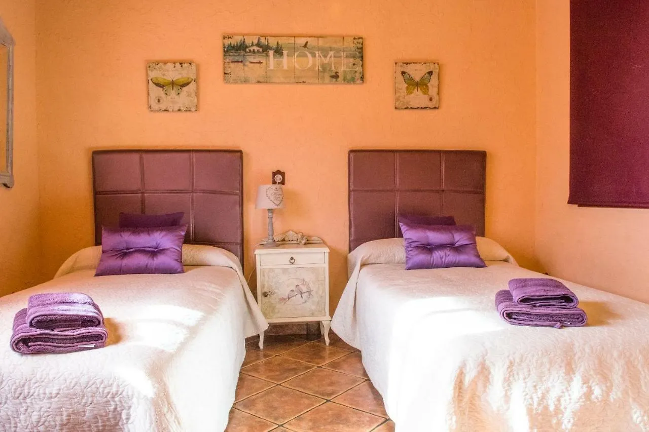 Villa Alzina Villa: Tranquil Bunyola Retreat with Pool near Palma