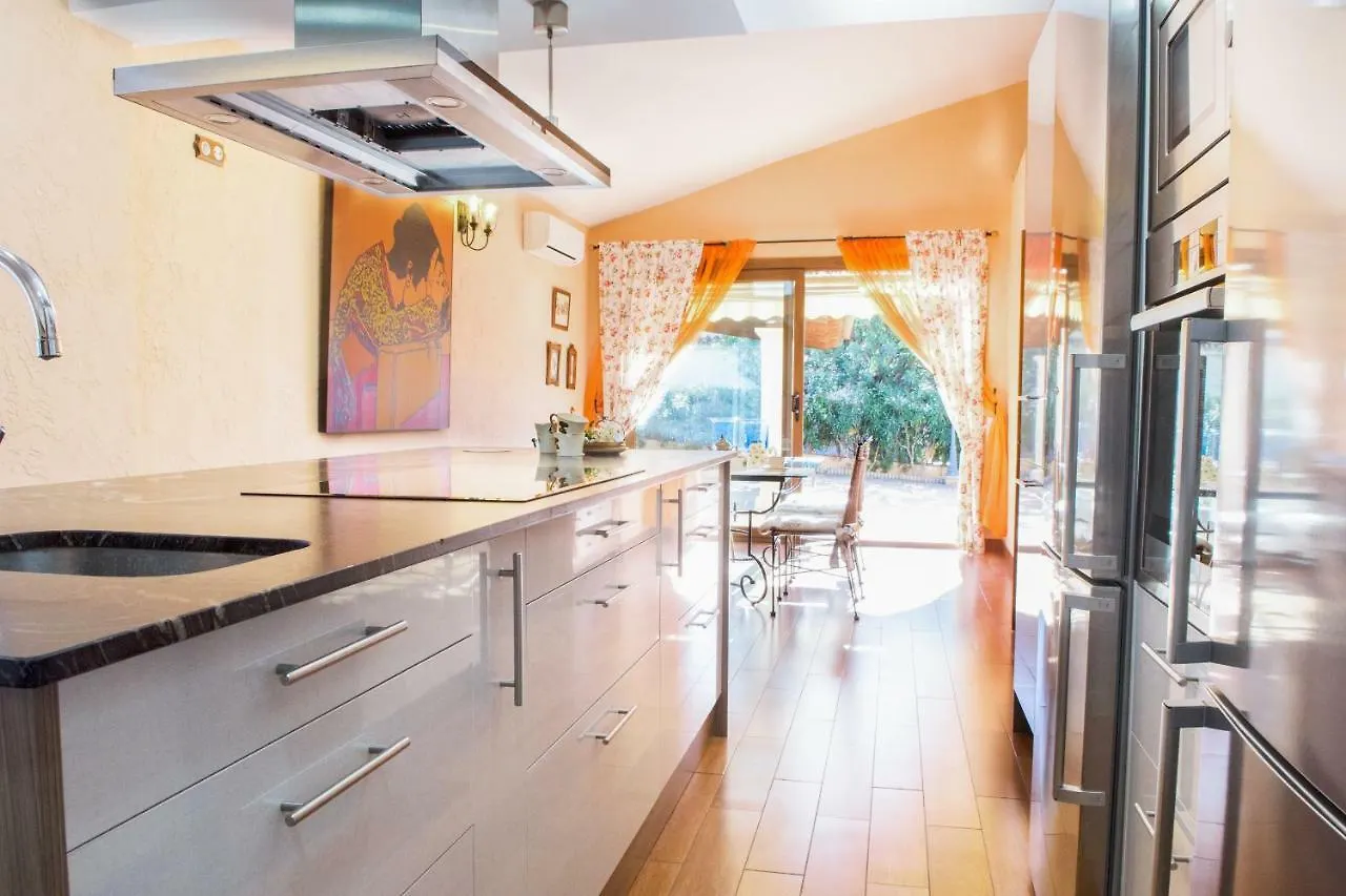 Alzina Villa: Tranquil Bunyola Retreat with Pool near Palma Spain